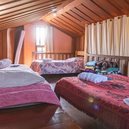 Em Tiradentes, Minas Gerais, Casa Tipica E Espacosa Em Terreno Arborizado エクステリア 写真