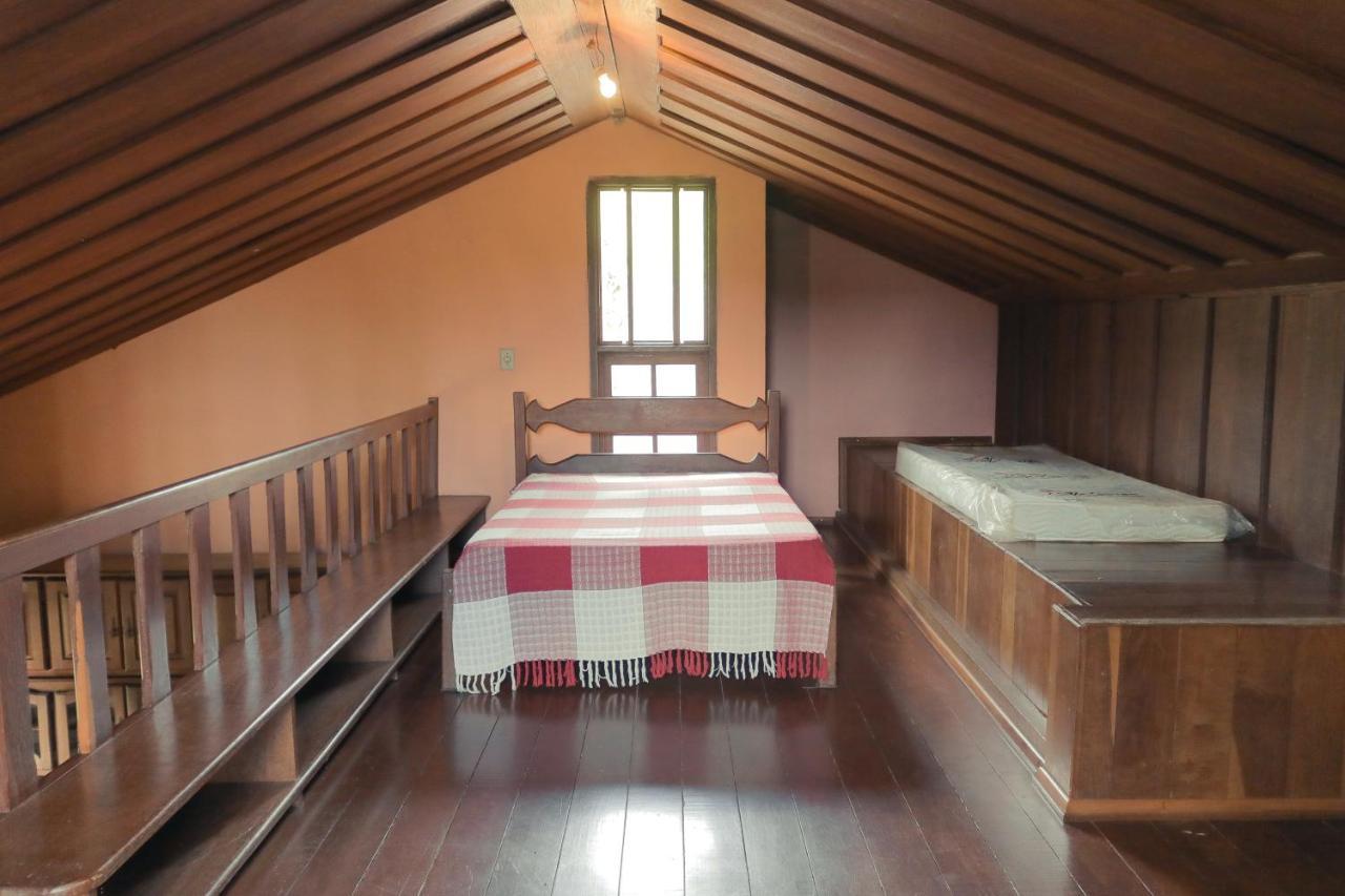 Em Tiradentes, Minas Gerais, Casa Tipica E Espacosa Em Terreno Arborizado エクステリア 写真