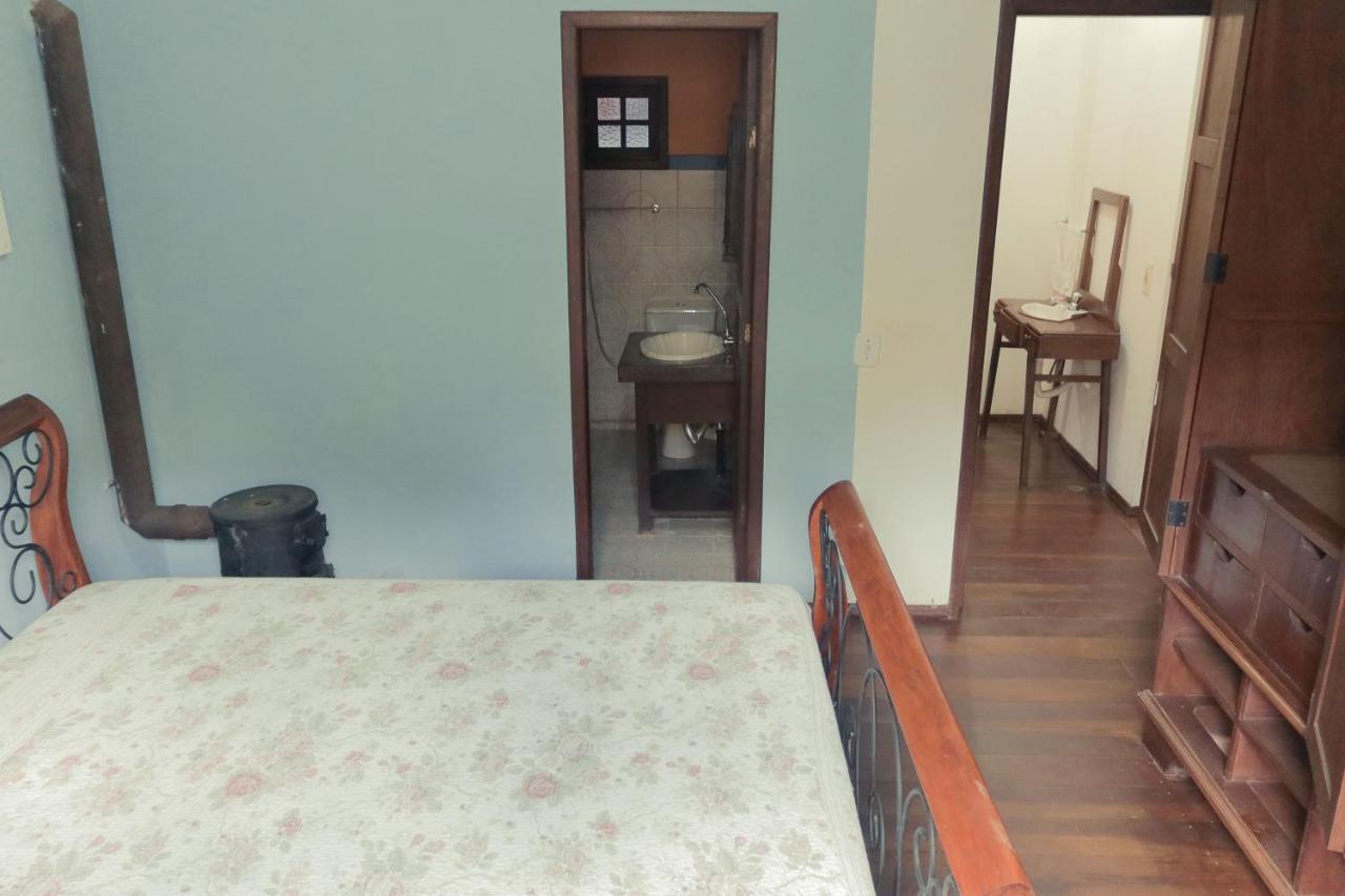 Em Tiradentes, Minas Gerais, Casa Tipica E Espacosa Em Terreno Arborizado エクステリア 写真