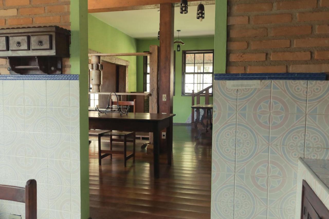 Em Tiradentes, Minas Gerais, Casa Tipica E Espacosa Em Terreno Arborizado エクステリア 写真